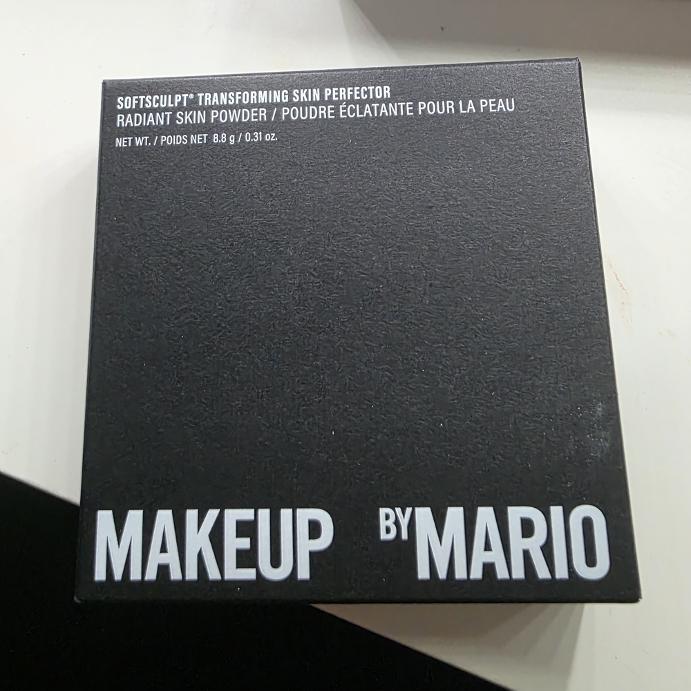 Makeup by Mario SoftSculpt Transforming Skin Perfector - Radiant Powder
